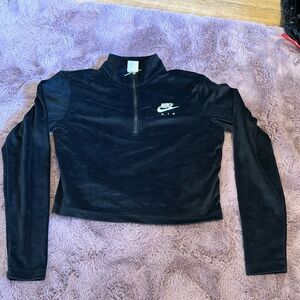 nike air velvet cropped quarter zip
